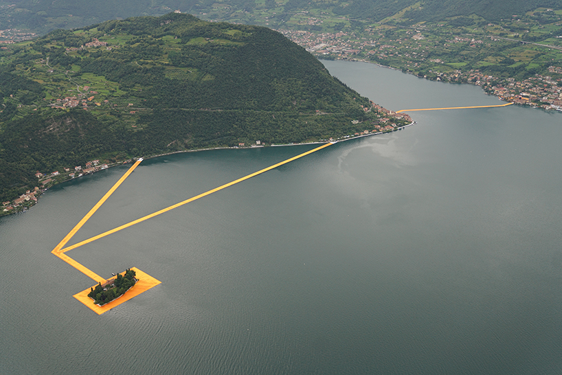 christo-and-jeanne-claude-floating-piers-lake-iseo-italy-designboom-010 Plutajuće platforme na jezeru Iseo