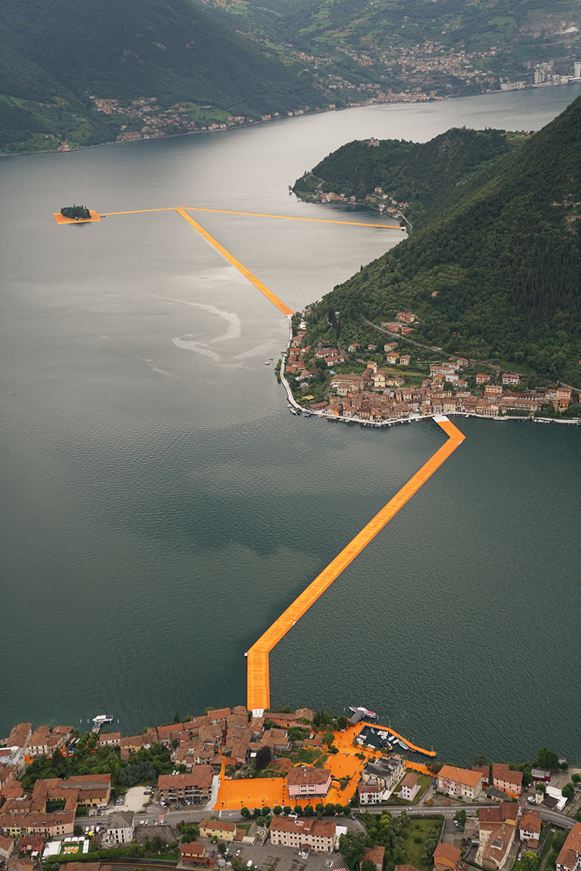 christo-and-jeanne-claude-floating-piers-lake-iseo-italy-designboom-04 Plutajuće platforme na jezeru Iseo